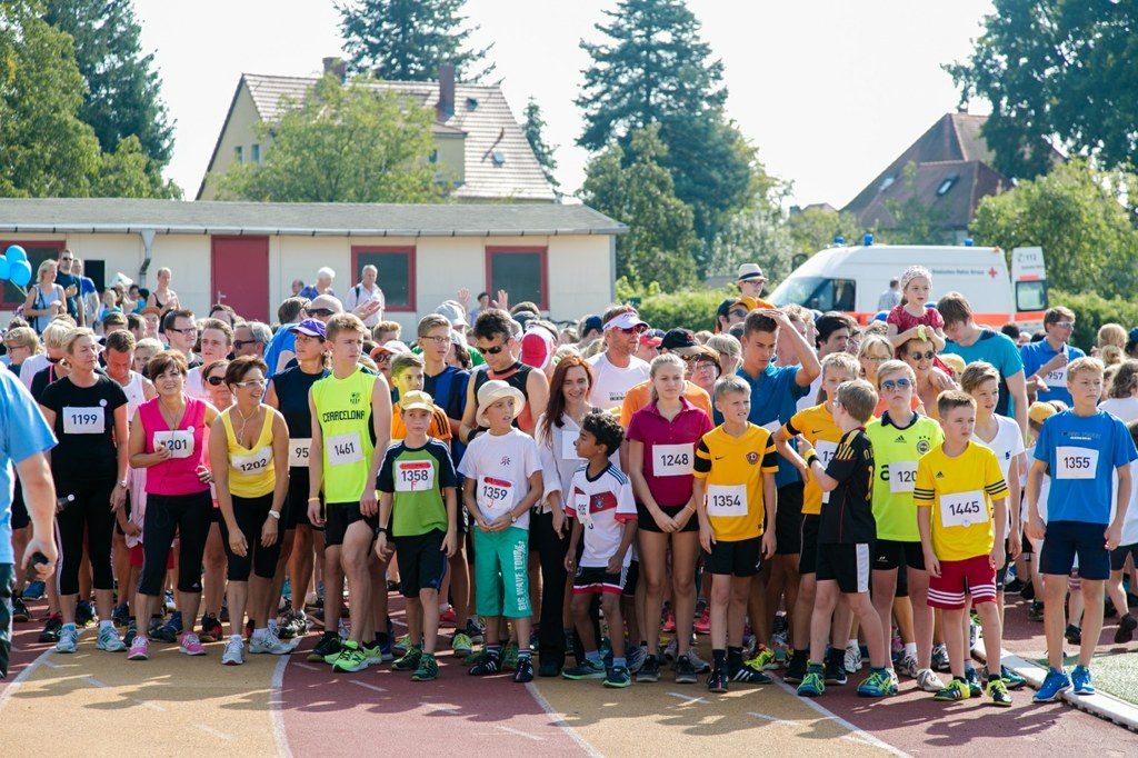gruppenbild sponsorenlauf evangelische grunschule radebeul