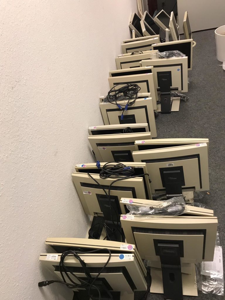 Monitore von WBS Training