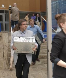 heinrich heine gymnasium pc wird getragen