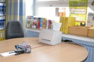 Neuer Drucker an der Peter-Ustinov-Schule.