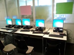 Anständige Flachbildschirme für die BBS Kusel