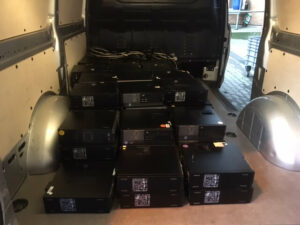 PCs liegen im Transporter