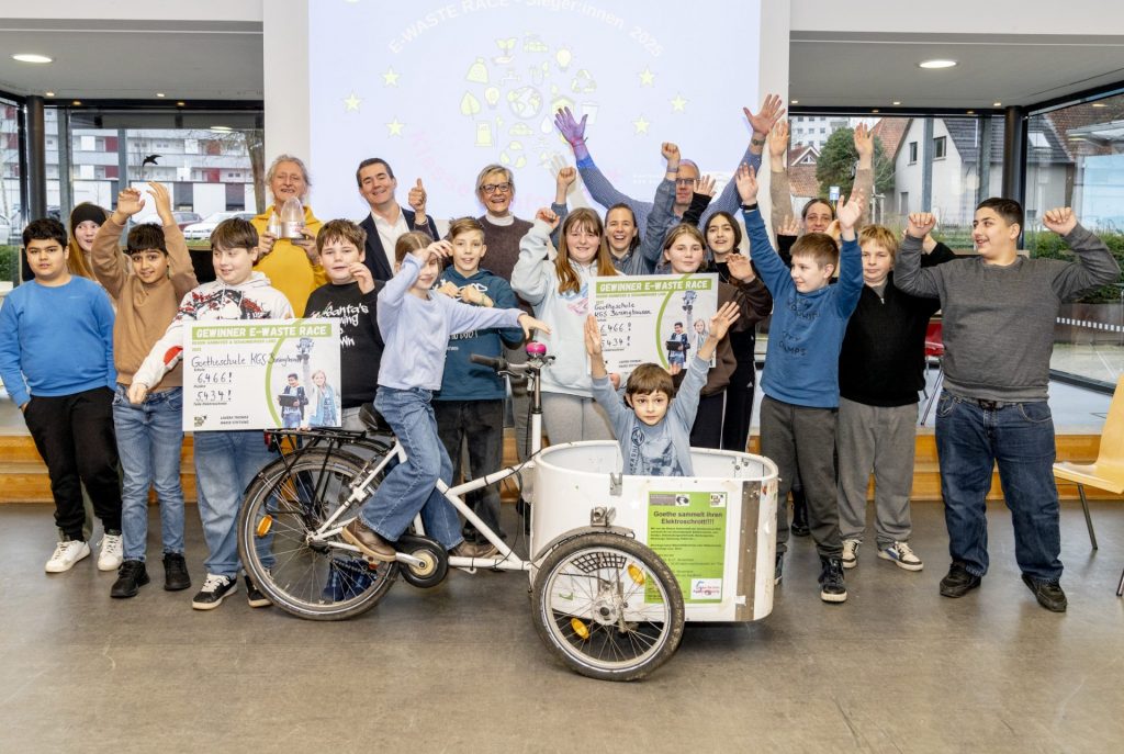 E Waste Race Hannover und Schaumburg 25 Preisverleihung Gruppenfoto